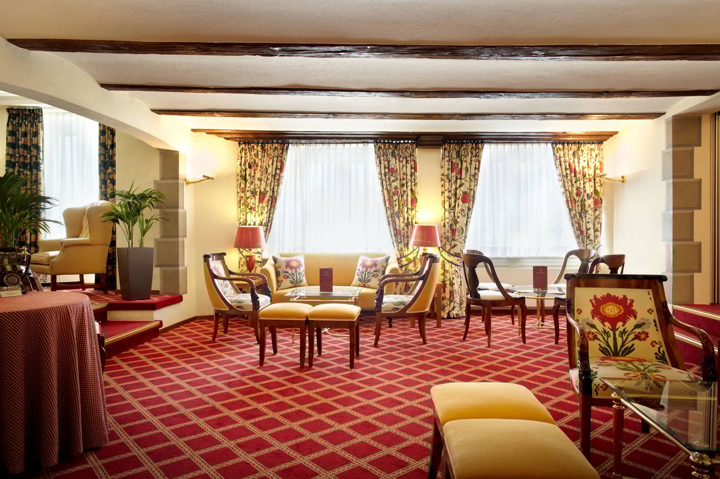 Romantik Hotel Wilden Mann Luzern-Switzerland-LUCERNA-Lobby-3