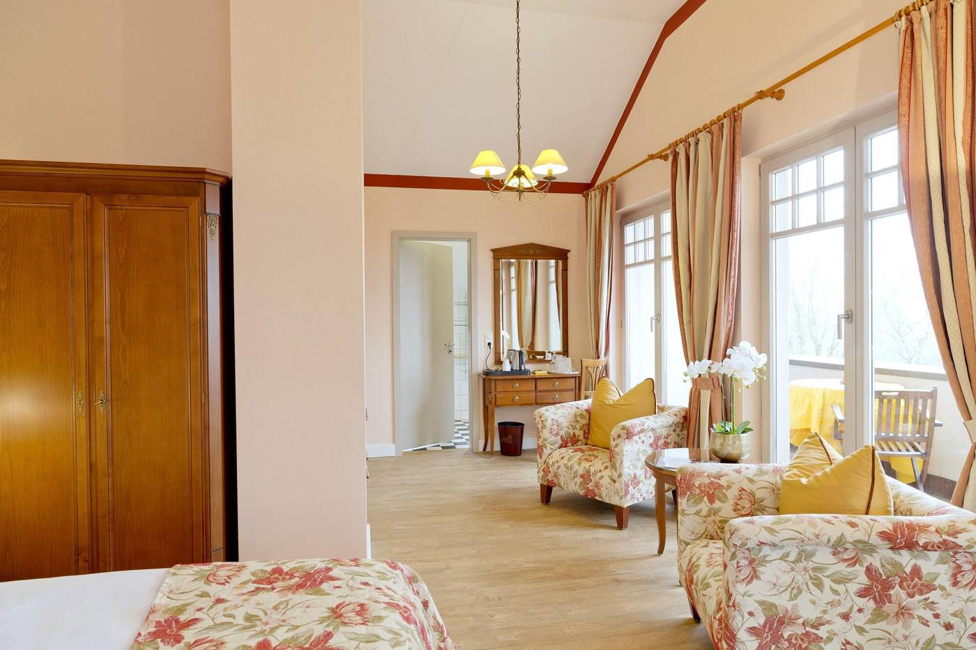 Hotel-Villa-Monte-Vino-Room-7