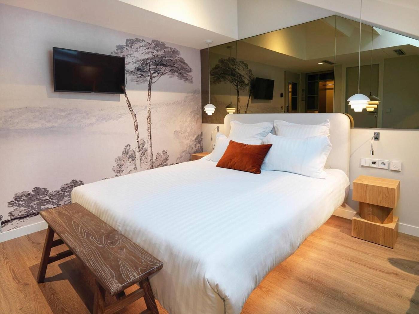 Le-Katorze-Hotel-Room-10