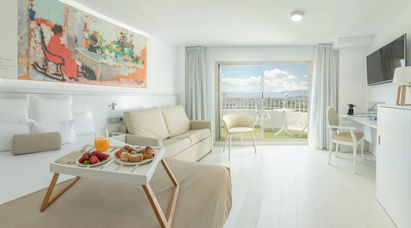 Magic-Aqua-Villa-Luz-Room-17