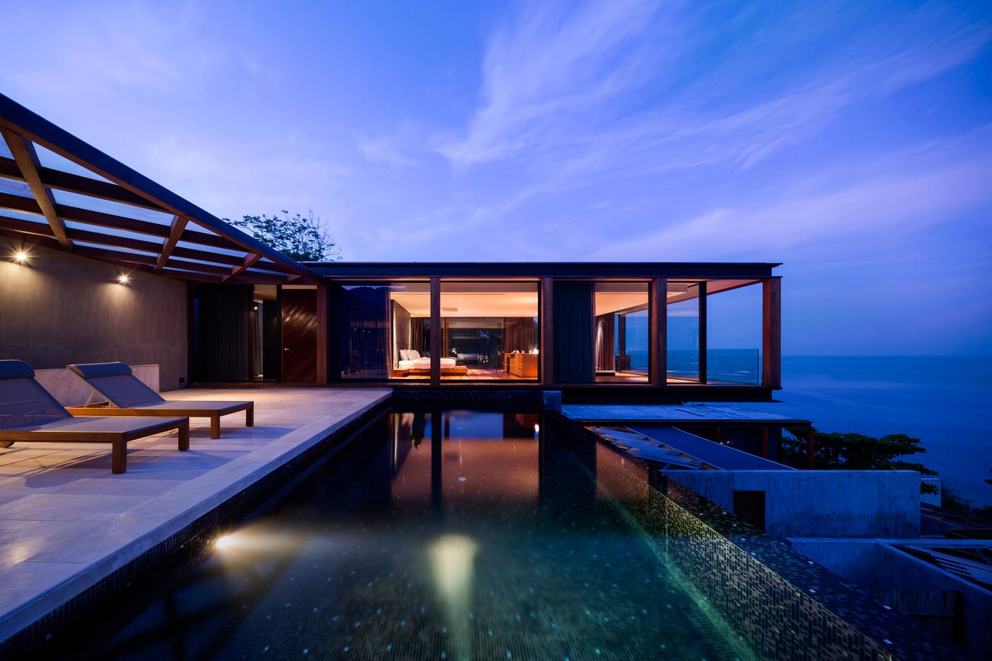 The-Naka-Phuket-Room-4