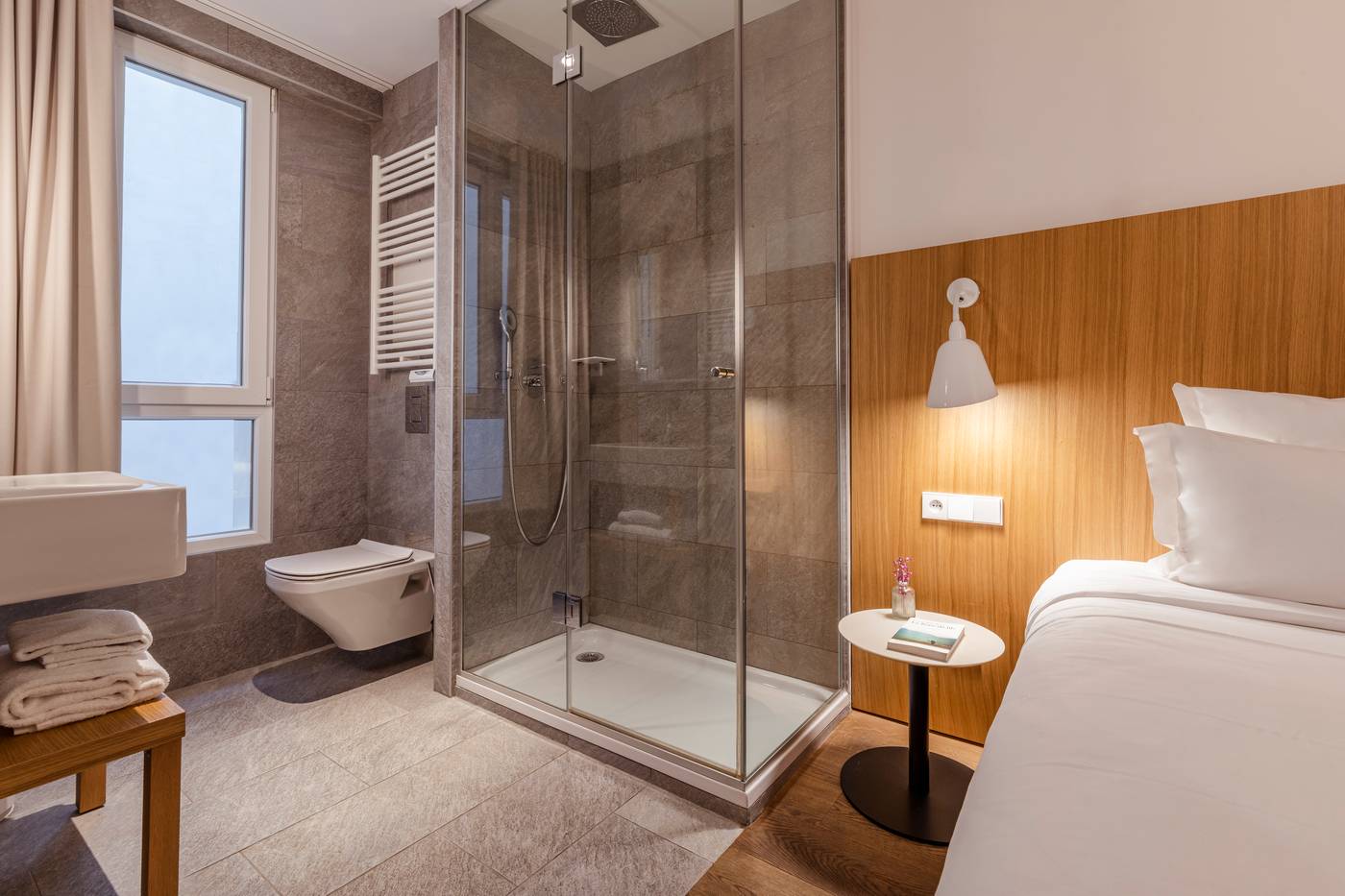 9hotel-Republique-Room-31