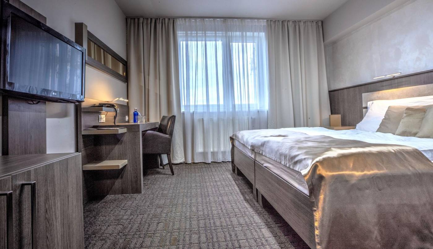 Volcano-Spa-Hotel-Lobby-9