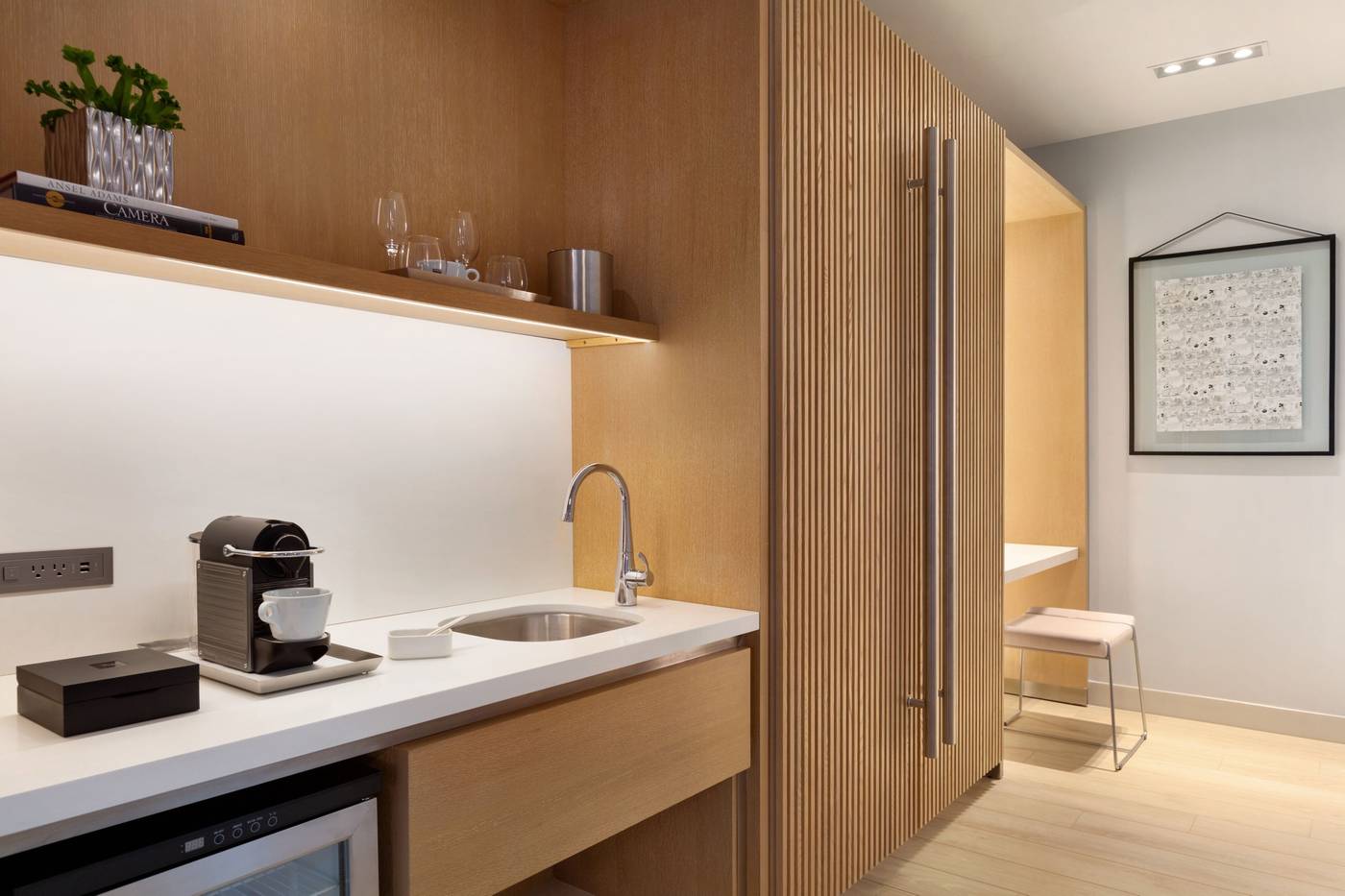 The-Viv-Hotel--Anaheim--a-Tribute-Portfolio-Hotel-Room-19