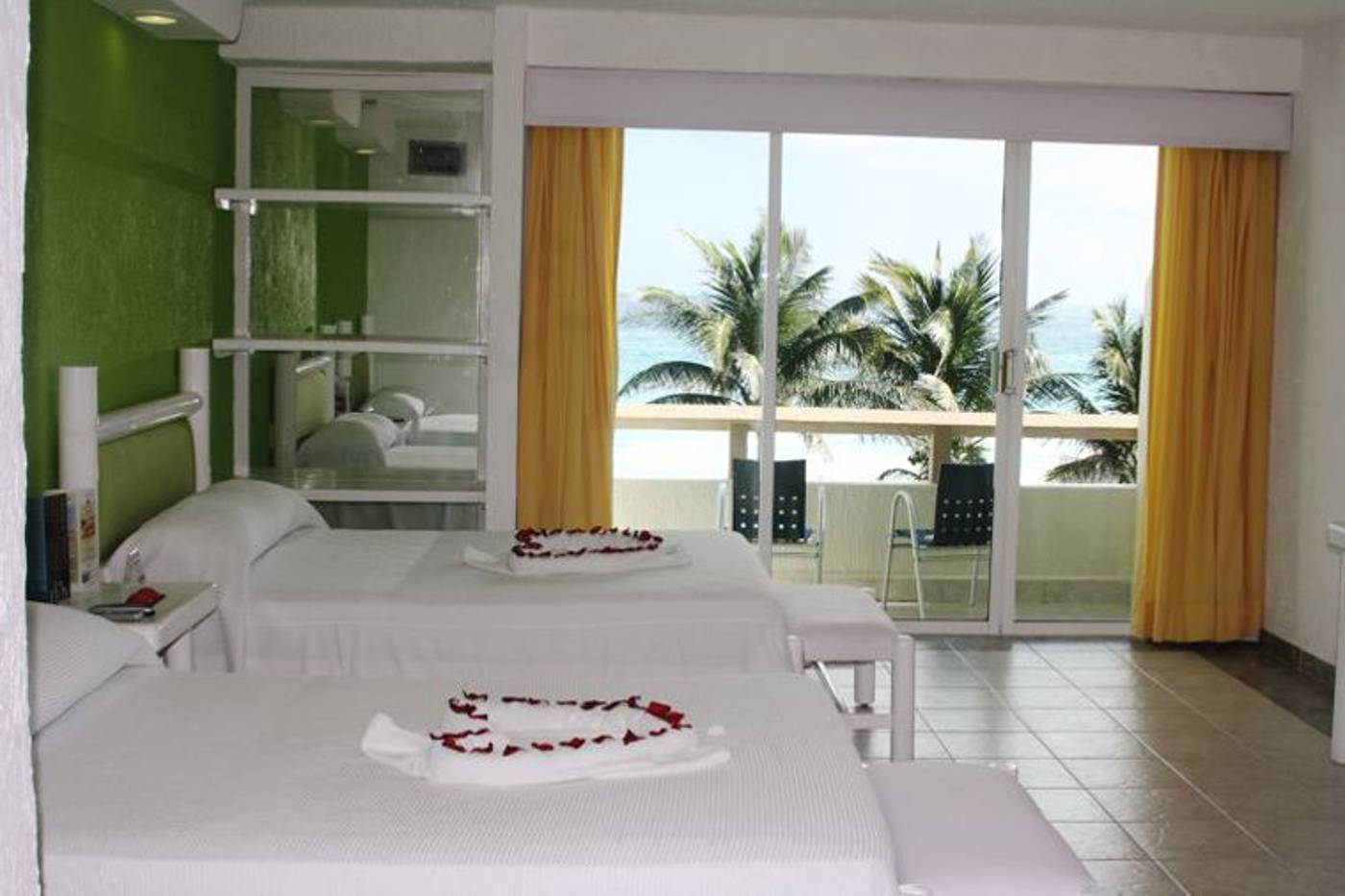 Solymar Cancun Beach Resort