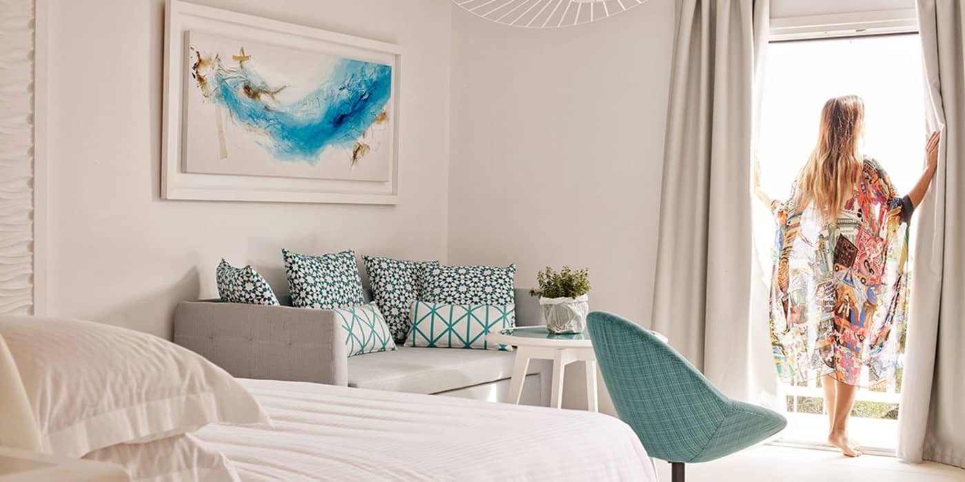 Myconian-Ambassador-Hotel-Relais---Chateaux-Hotel-Room-31