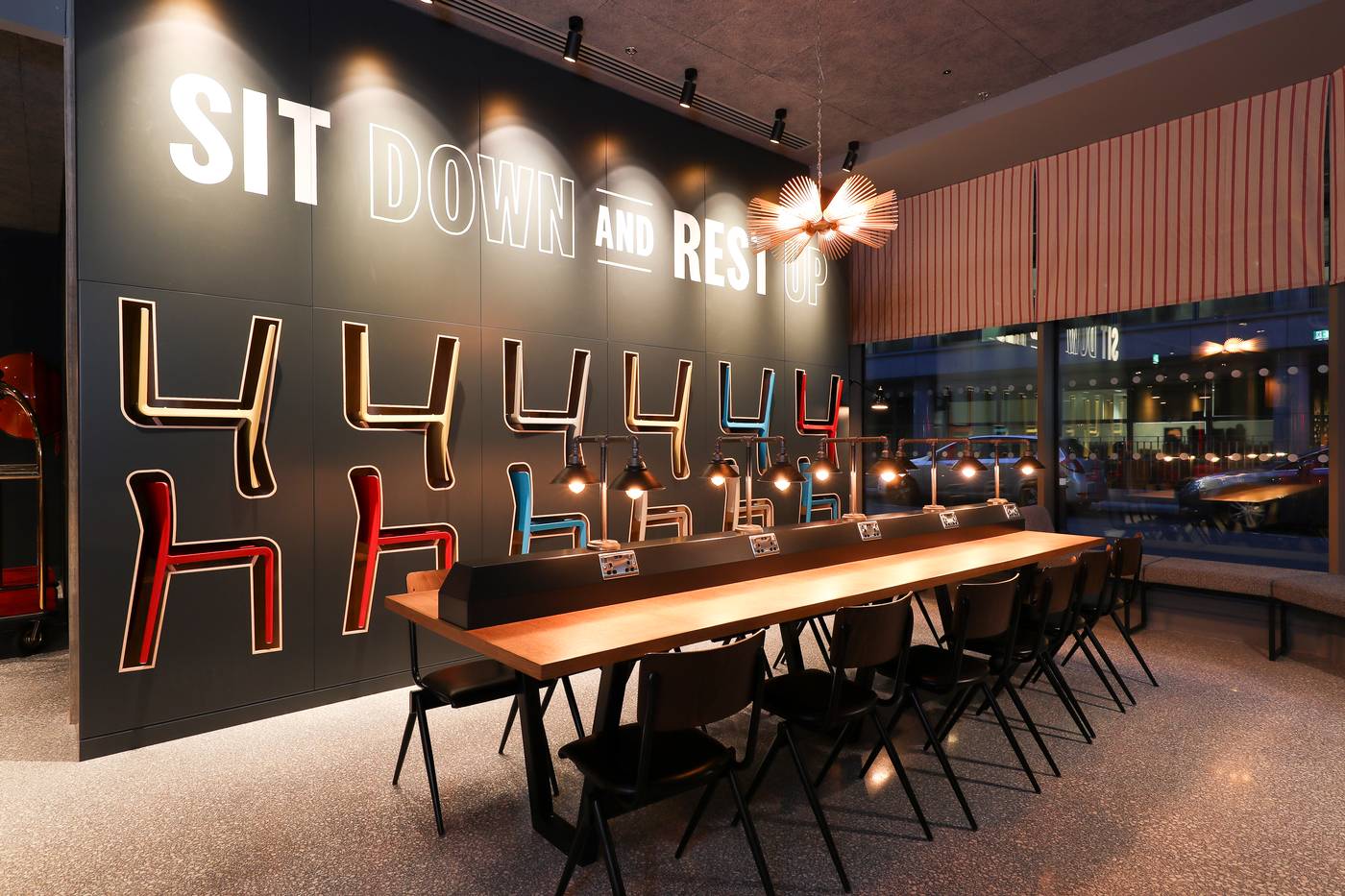 Marlin-Hotel-Stephens-Green-Lobby-12