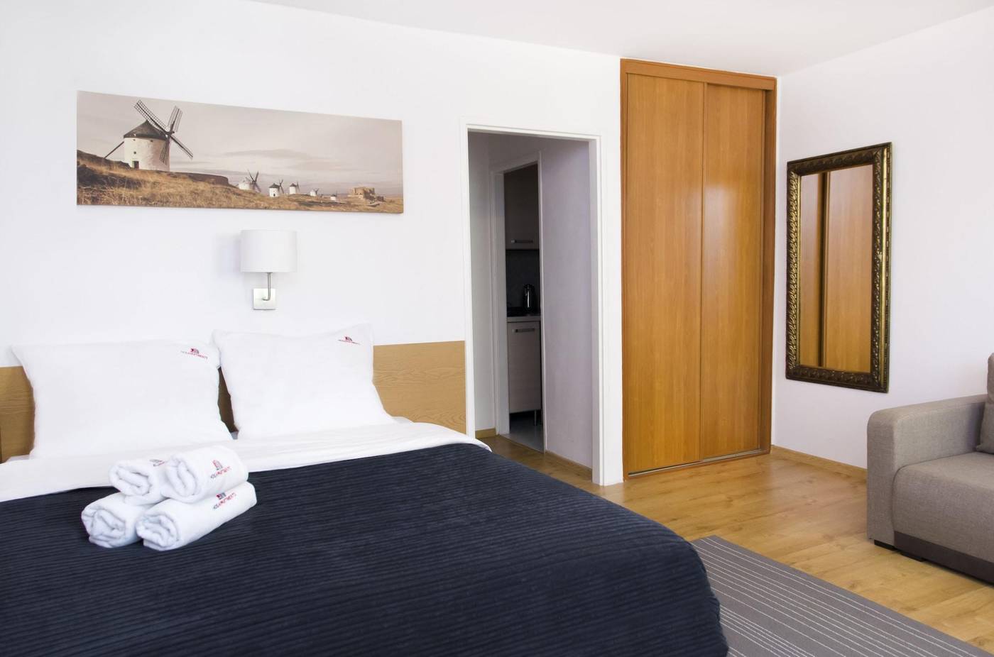 Hosapartments-City-Center-Room-60