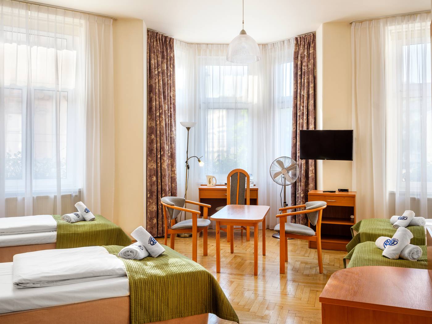 Kosmopolita-Rooms---Apartments-Room-23