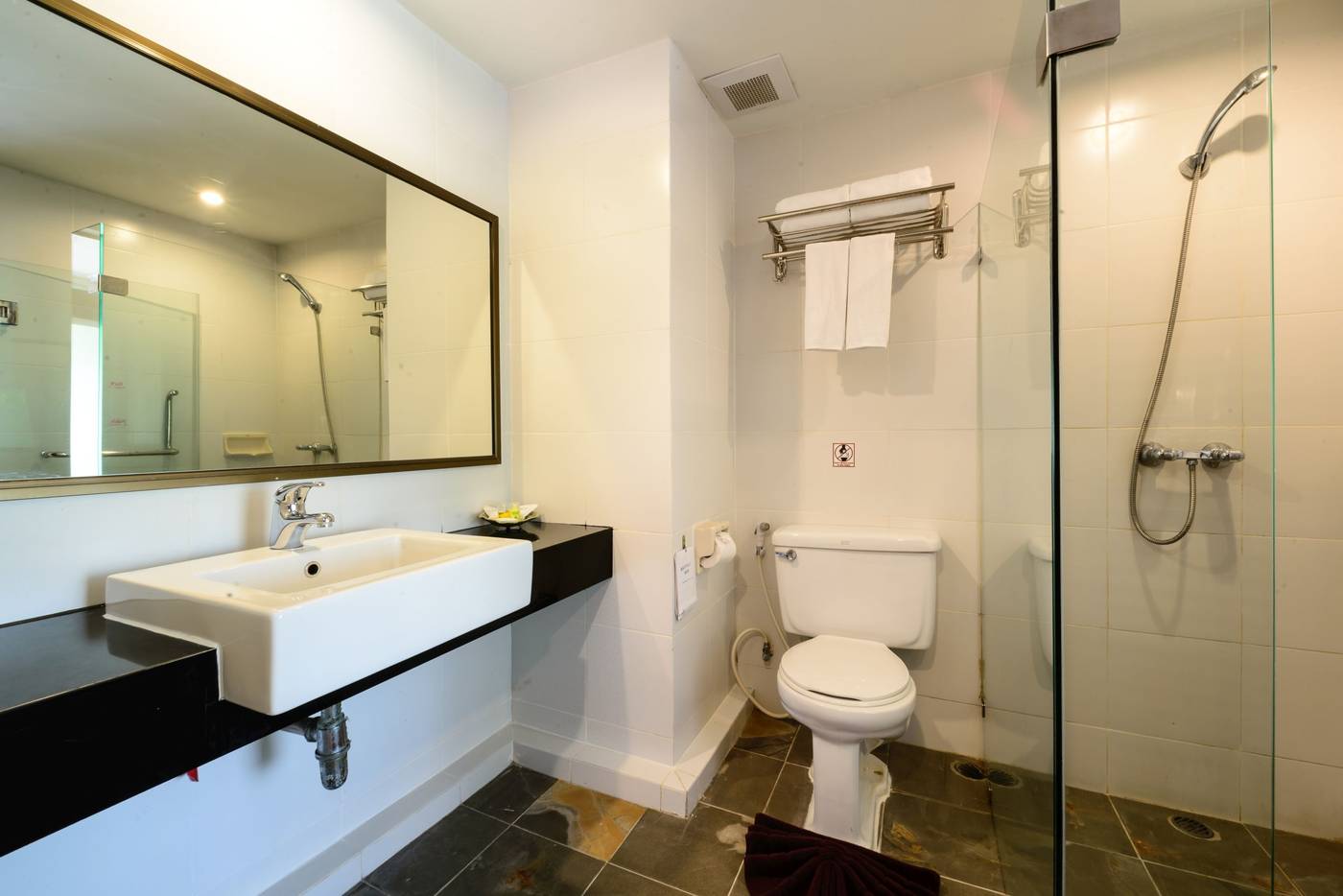 Patong-Lodge-Hotel-Room-50