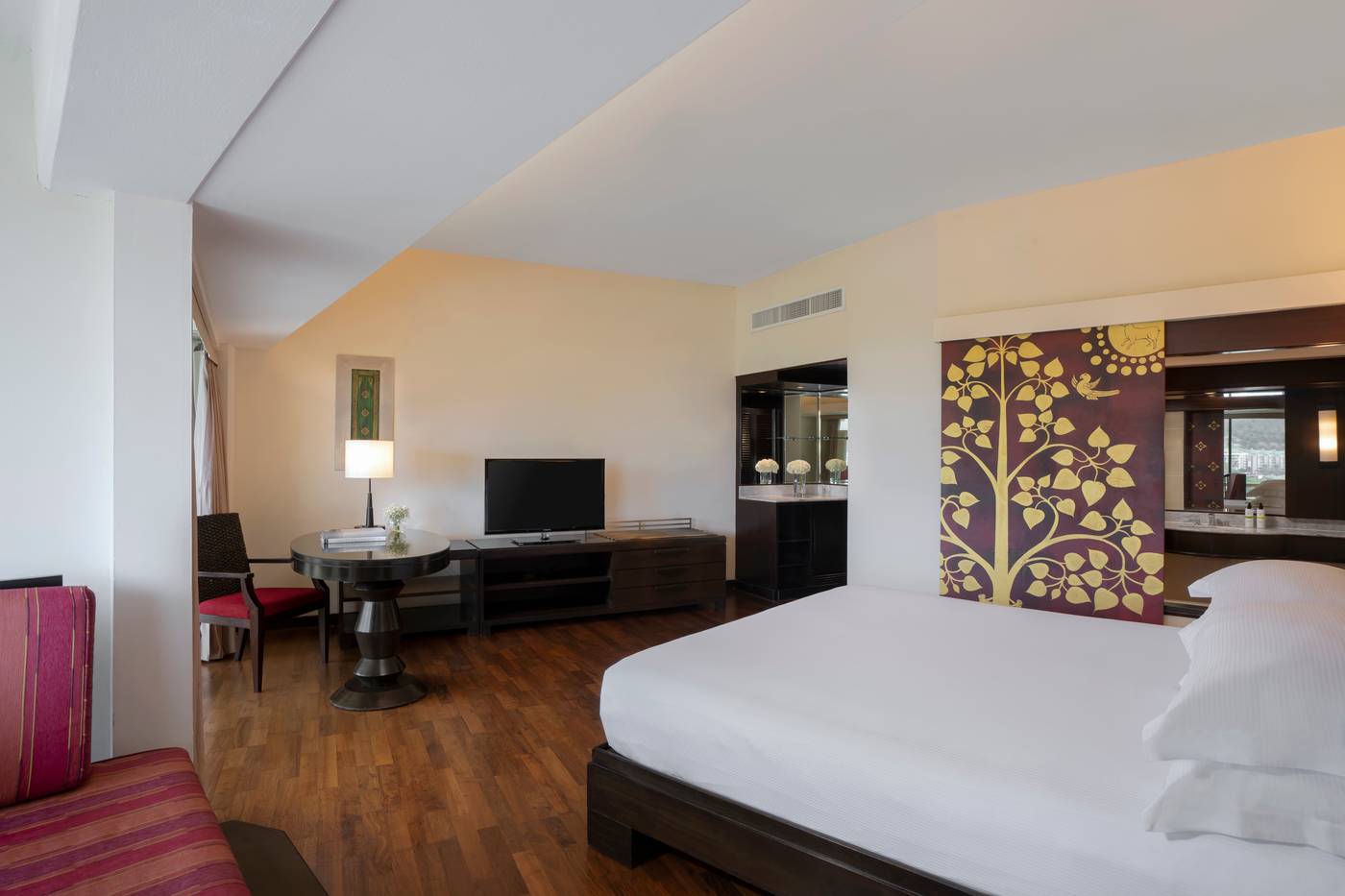 Hilton-Phuket-Arcadia-Resort---Spa-Room-36