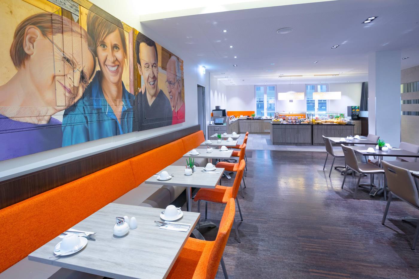 Select-Hotel-Berlin-The-Wall-Restaurant-54