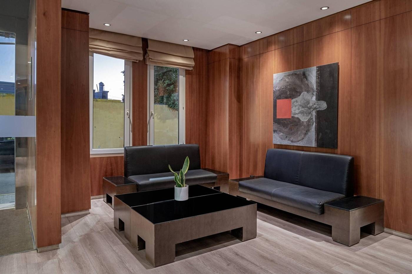 AC-La-Linea-Lobby-51