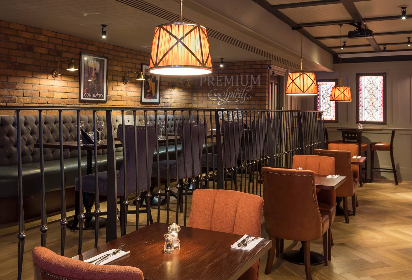 Bonnington-Dublin-Bar-40