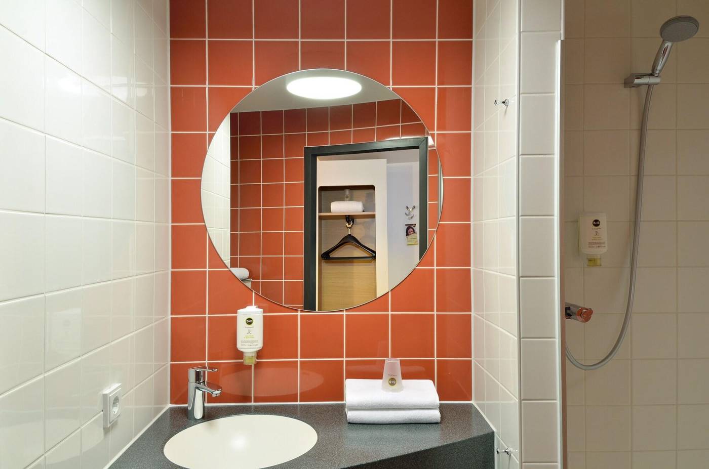 B-B-Hotel-Bonn-Room-25