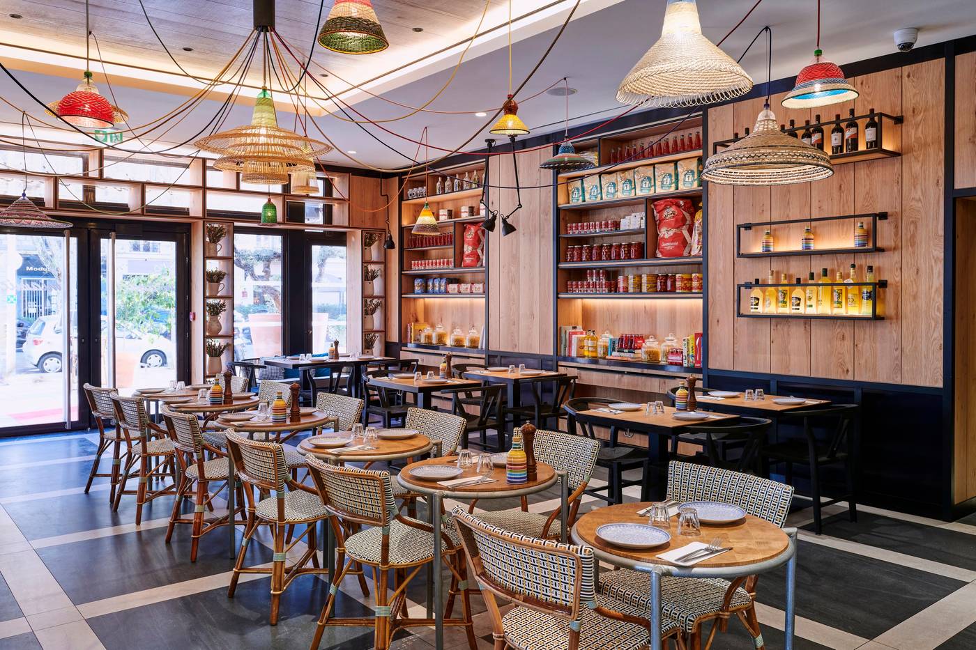 Holiday-Inn-Nice-Restaurant-27