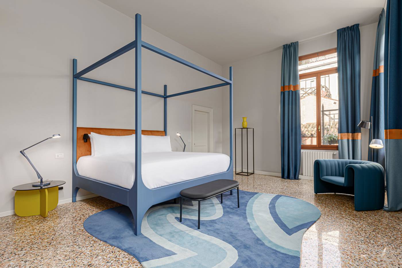 Palazzo-Dei-Fiori-By-Room-Mate-Room-24