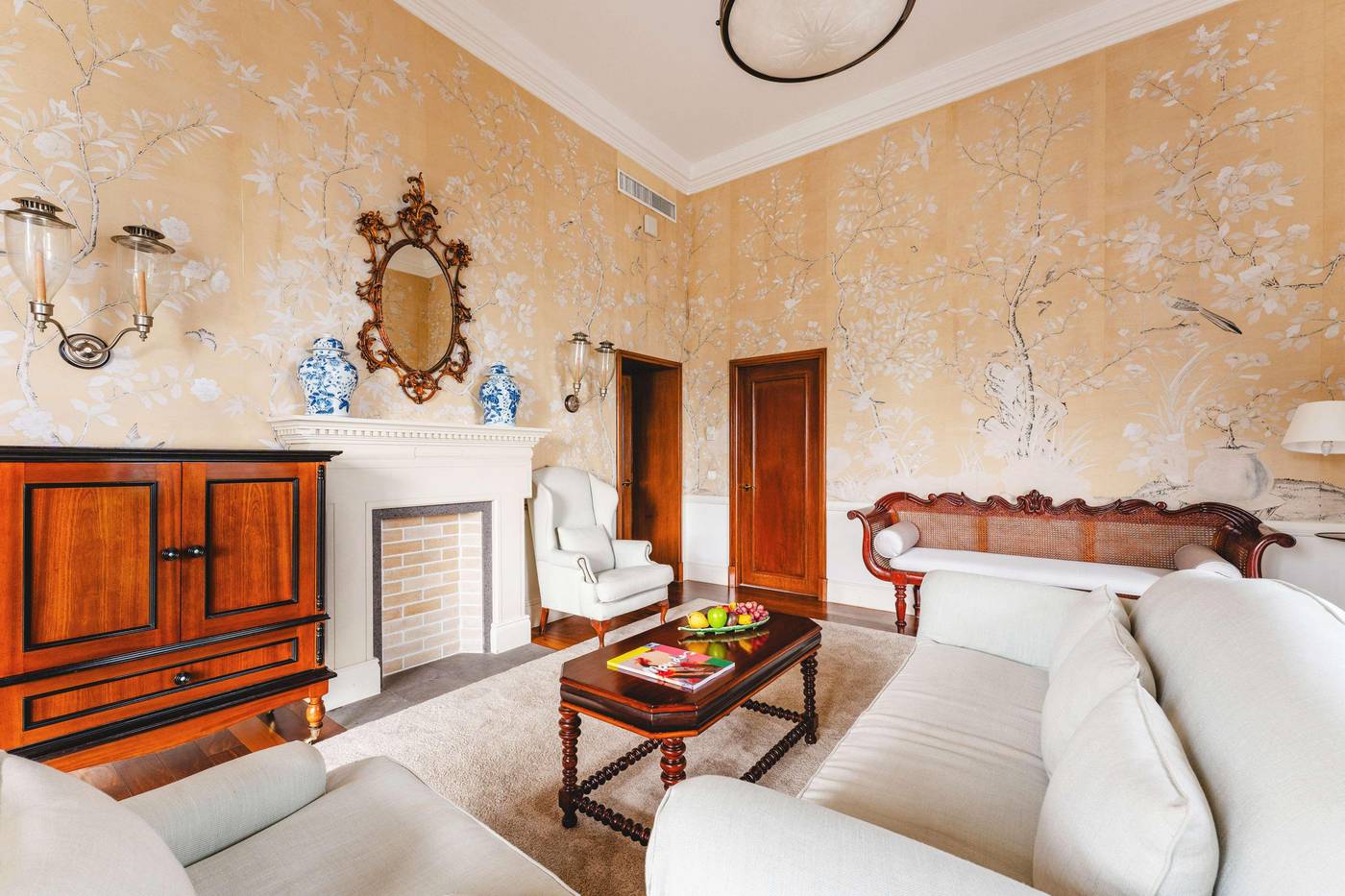 Reid-s-Palace-Room-56