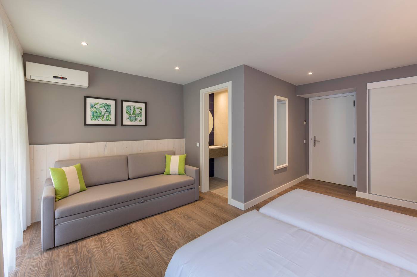 AP-Adriana-Beach-Resort---Praia-da-Fal-sia---Albufeira-Room-25