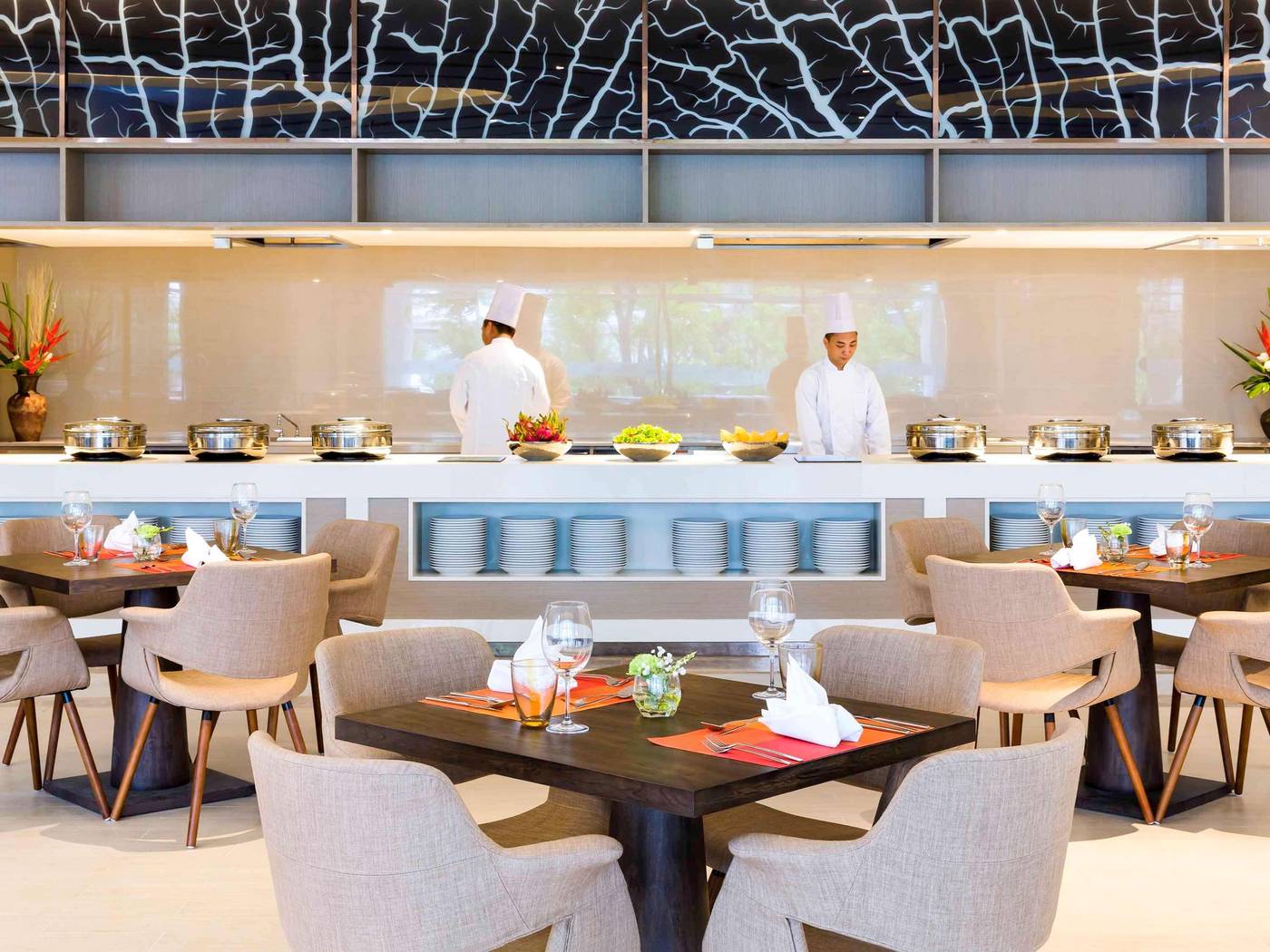 Novotel-Phuket-City--Phokeethra-Restaurant-28