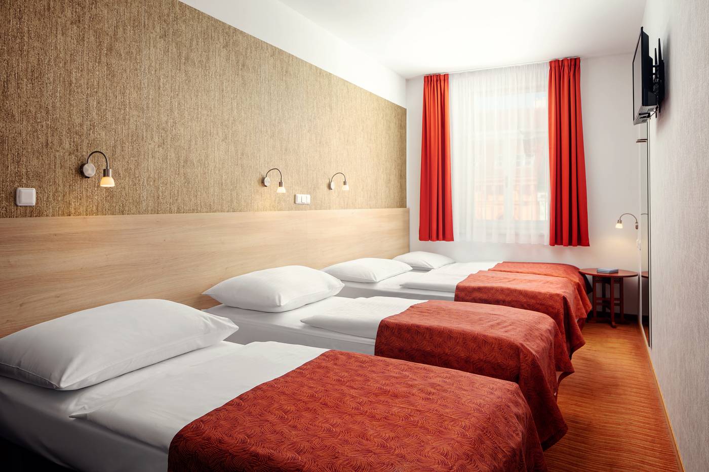 Hotel-Ambiance-Room-8