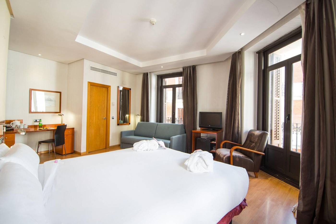 Petit-Palace-Preciados-Room-22