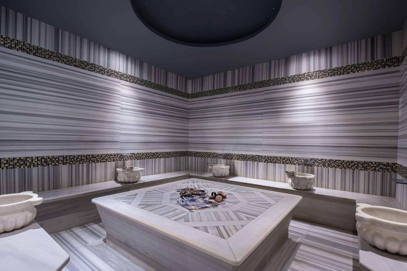 DoubleTree-By-Hilton-Istanbul-Esentepe-Sports-and-Entertainment-57