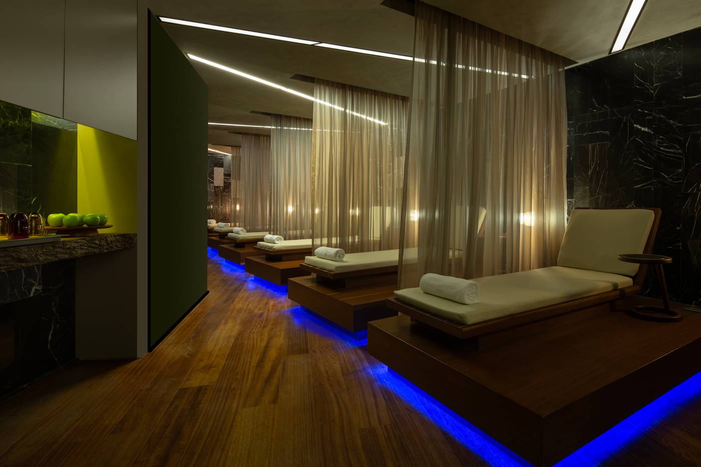 Swissotel-Resort-Bodrum-Beach-Sports-and-Entertainment-46