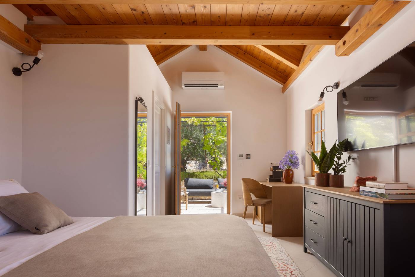 Palace-Natali-Room-40