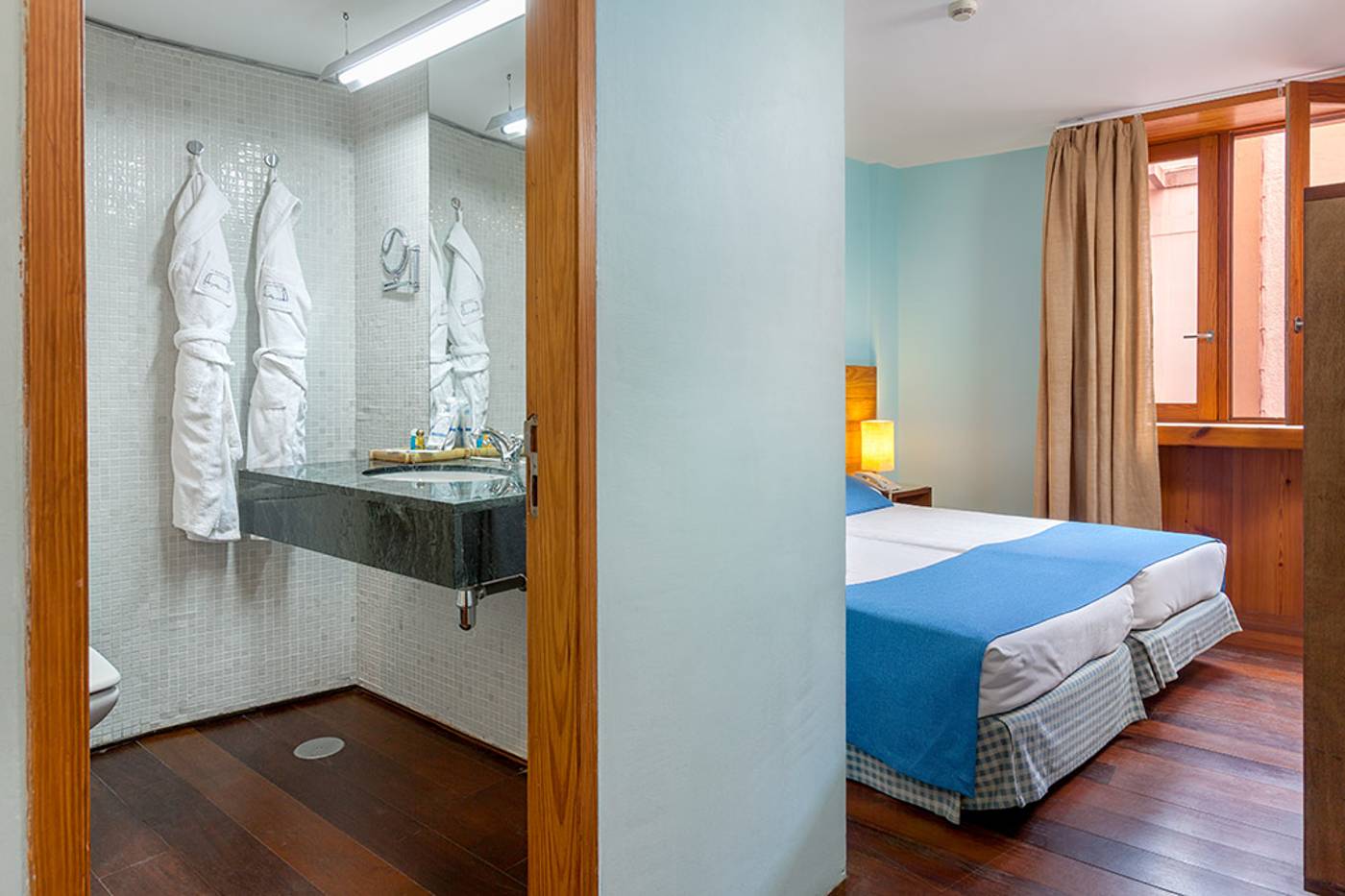 Hotel-LIVVO-La-Quinta-Roja-Room-41