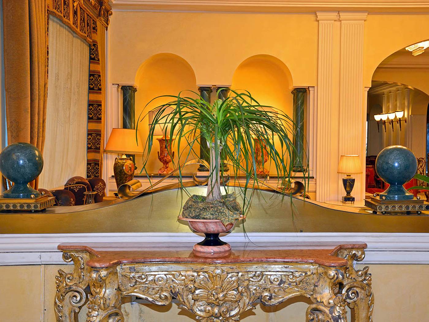 Hellenia-Yachting-Lobby-37