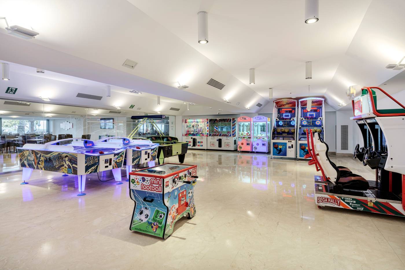 ROC-Doblemar-Sports-and-Entertainment-43