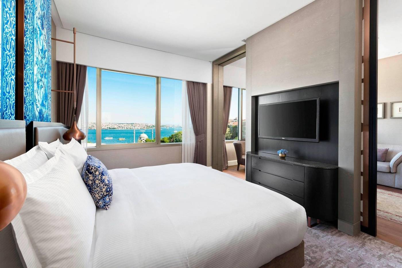 The-Ritz-Carlton-Istanbul-Room-47