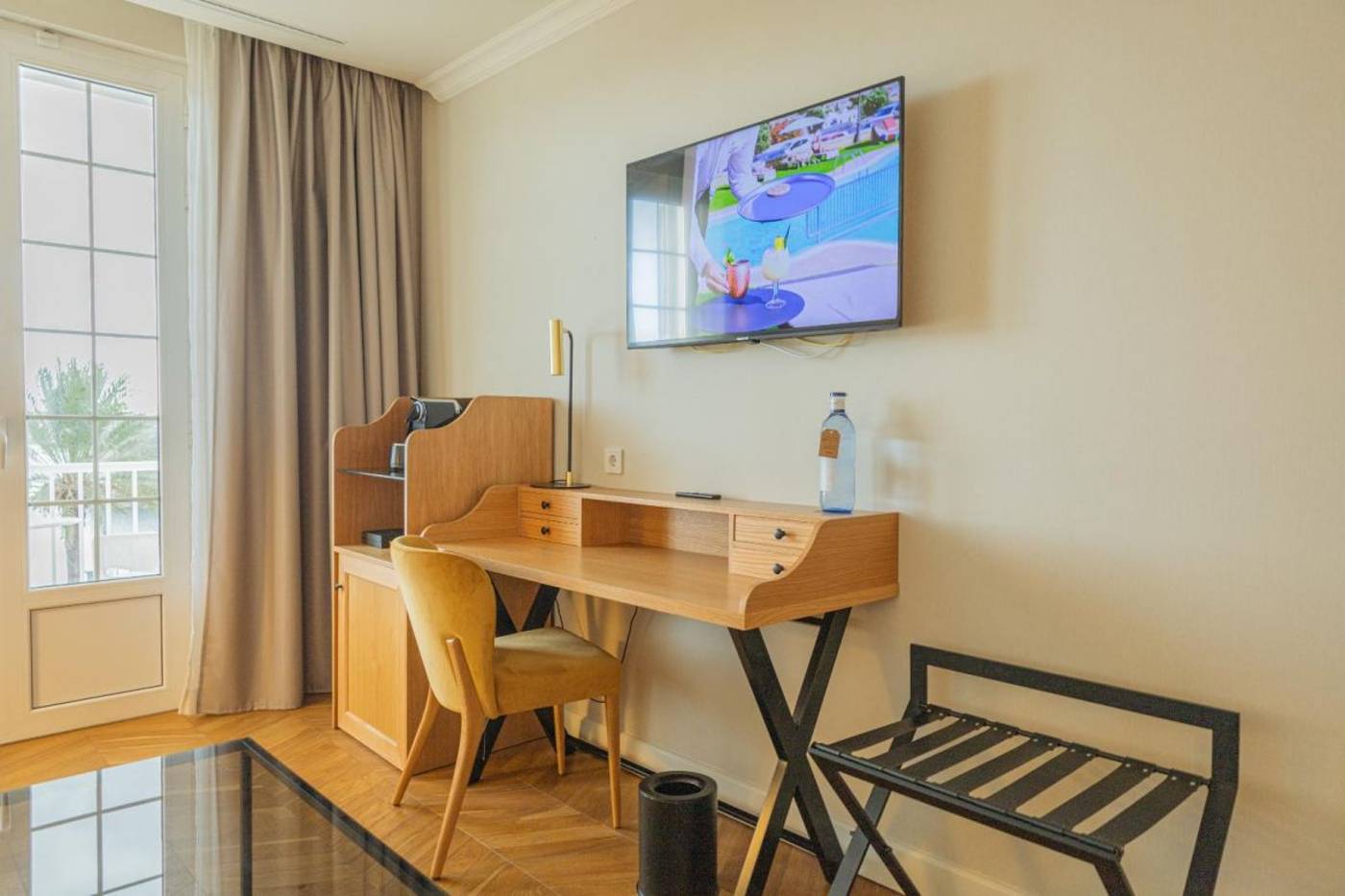 Seth-Port-Mahon-Room-43