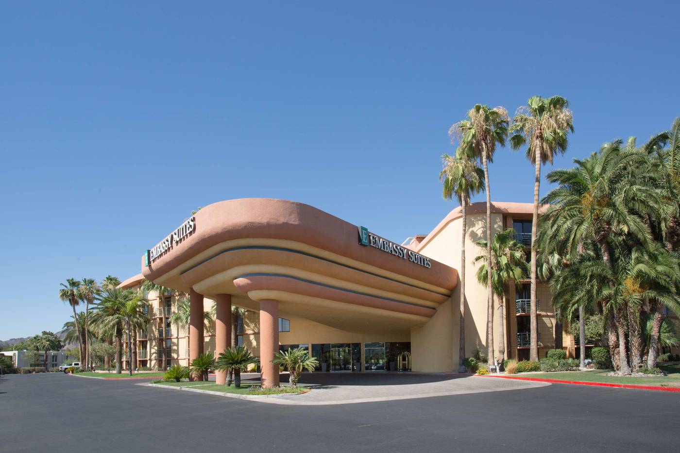Embassy Suites by Hilton Phoenix Biltmor-United States-PHOENIX-General view-1