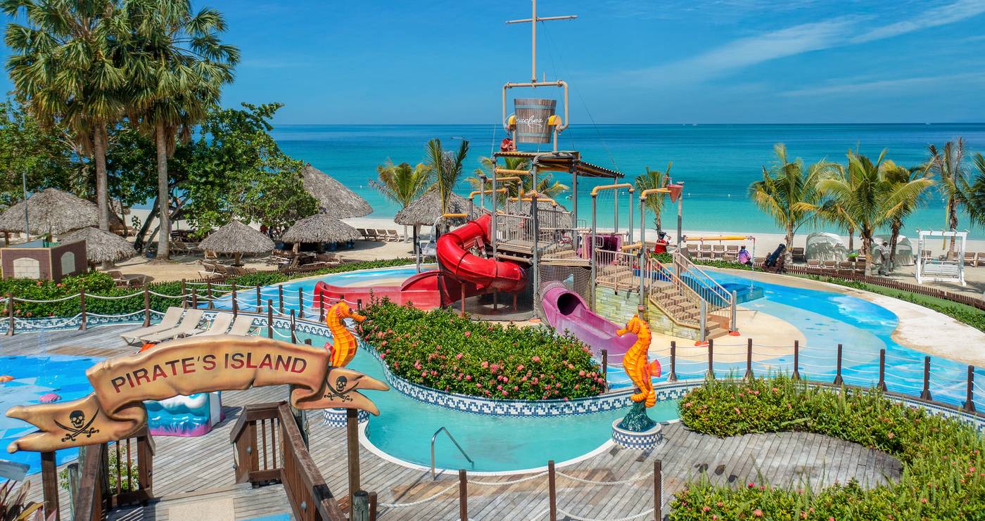 Beaches-Negril-Pool-4