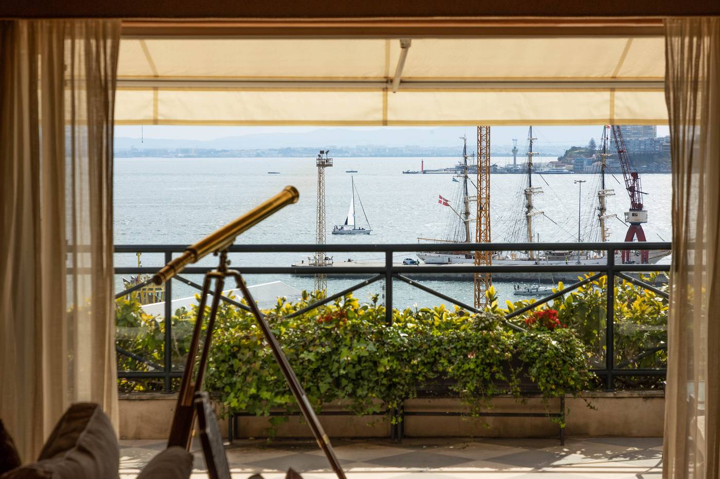 As-Janelas-Verdes-General-view-8