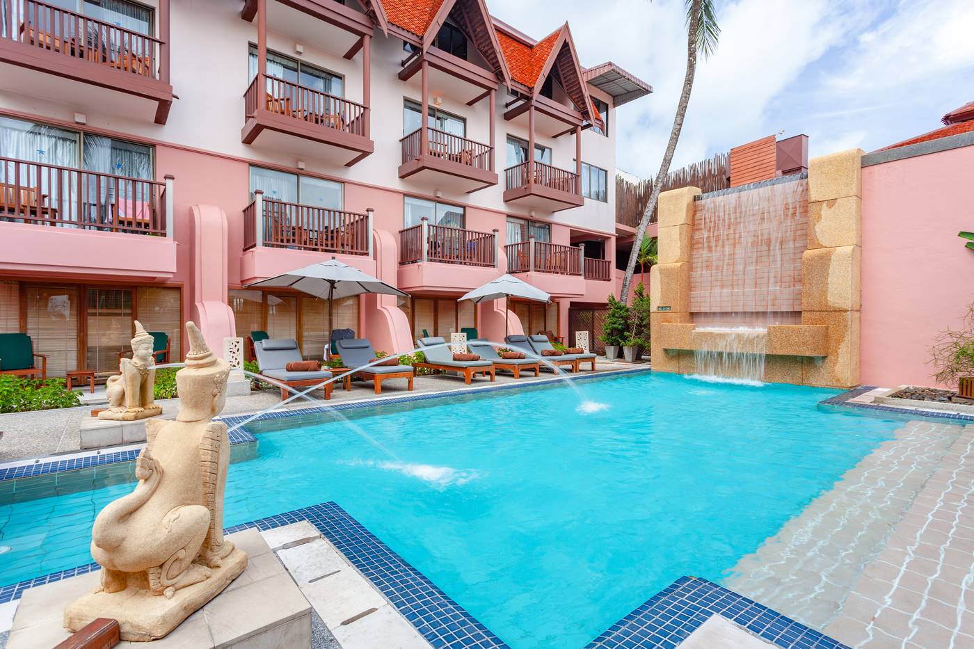 Seaview-Patong-Terrace-5