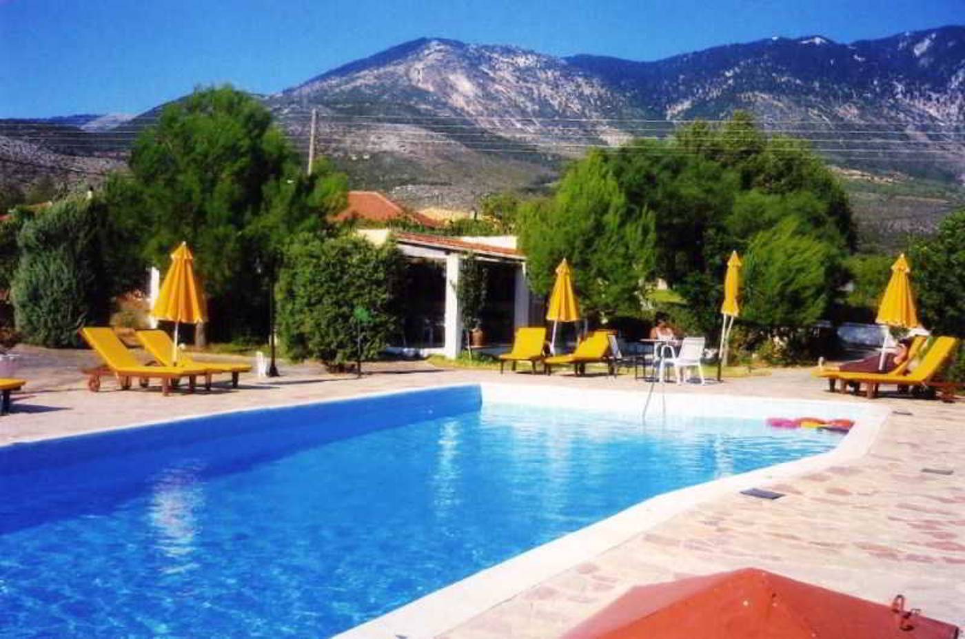 Pegasus-Studio-Pool-11