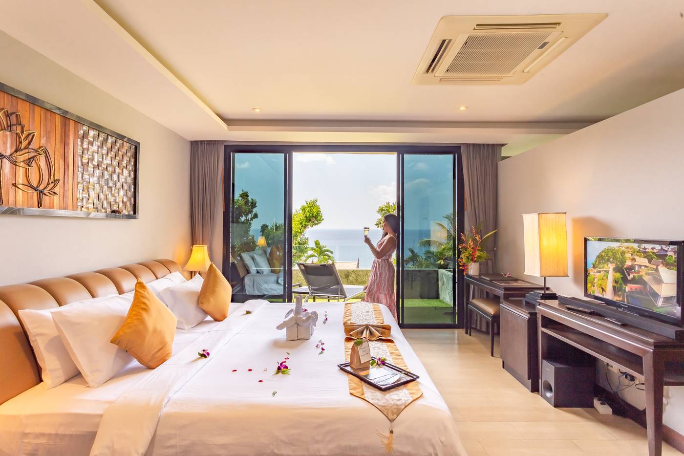 Ayara-Kamala-Resort---Spa-Room-28