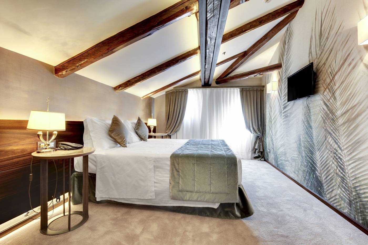 Hotel-Dona-Palace-Room-37