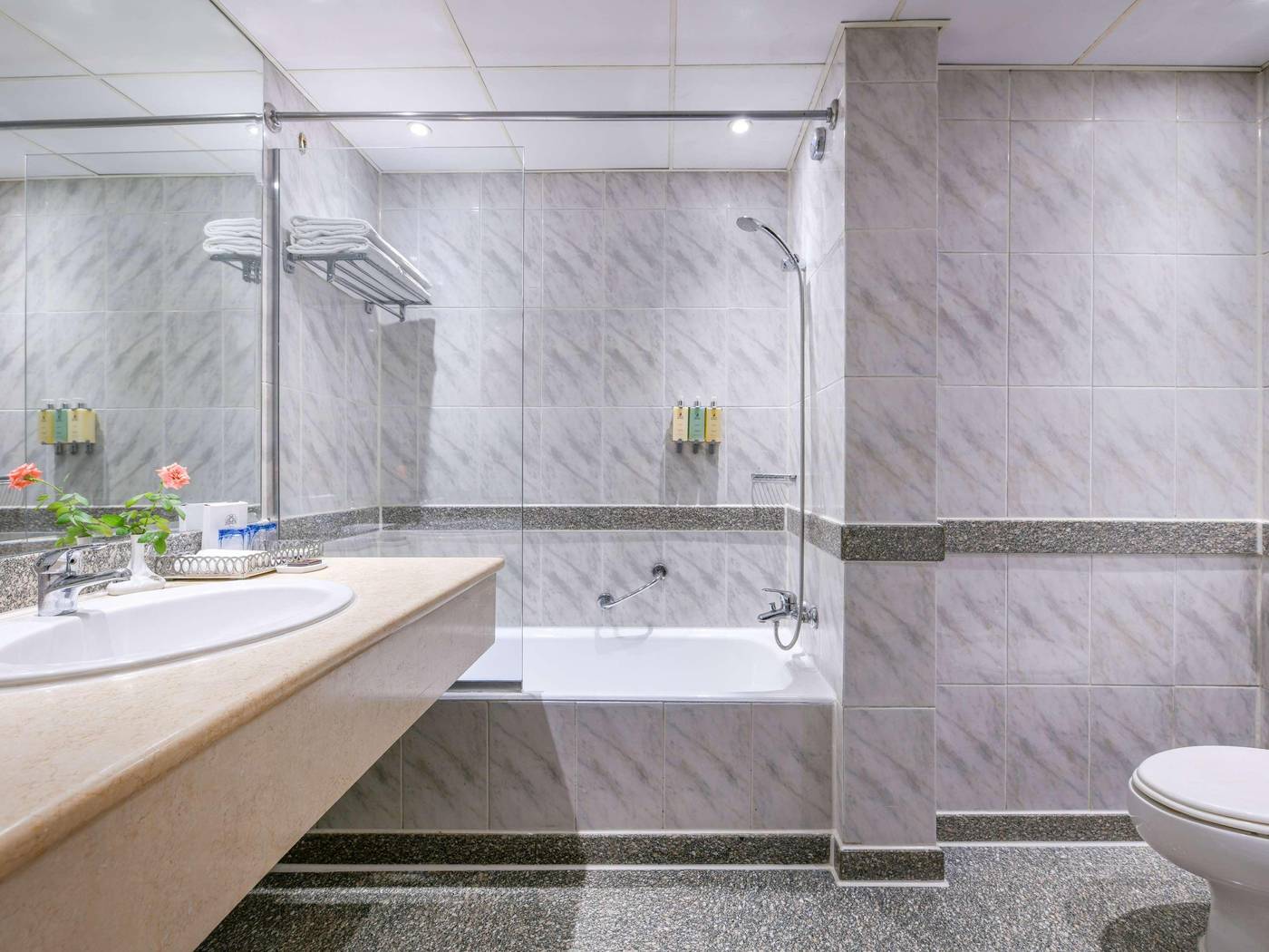 Pavillon-Winter-Luxor-Room-30