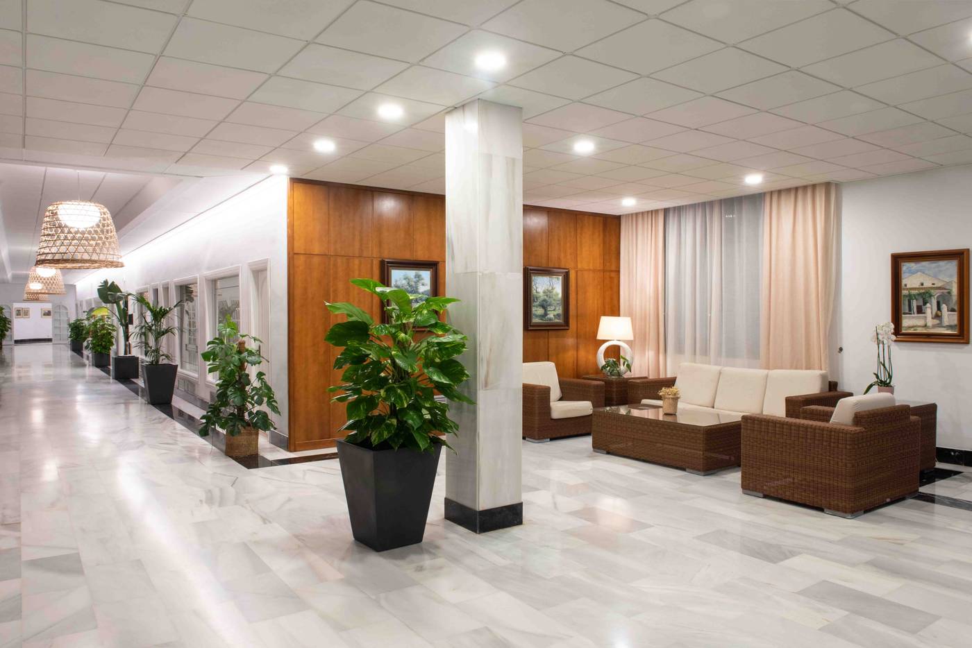 Valentin-Son-Bou-Lobby-66