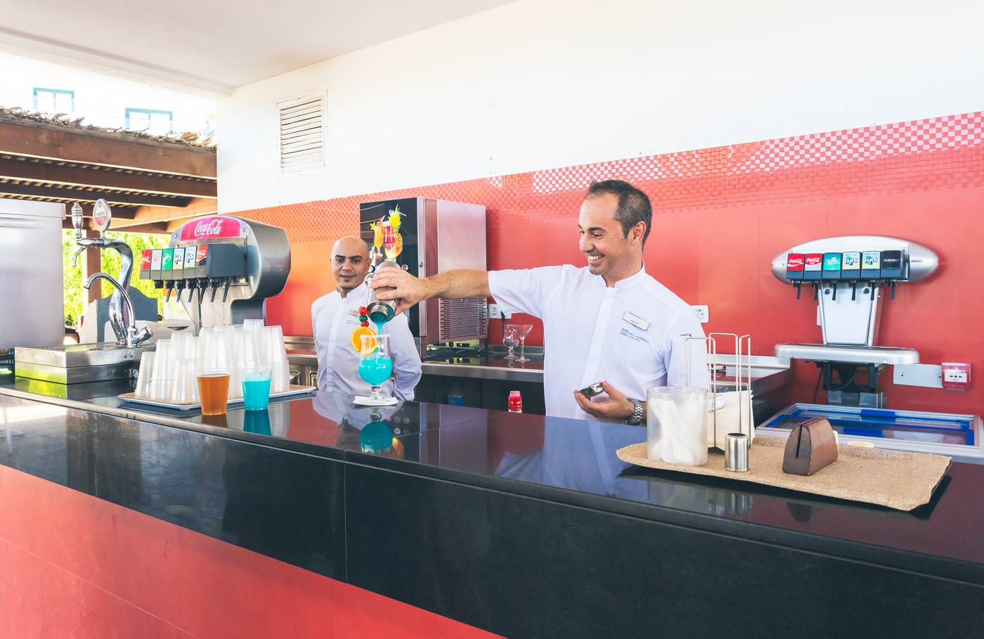 Bluebay-Lanzarote-Bar-36