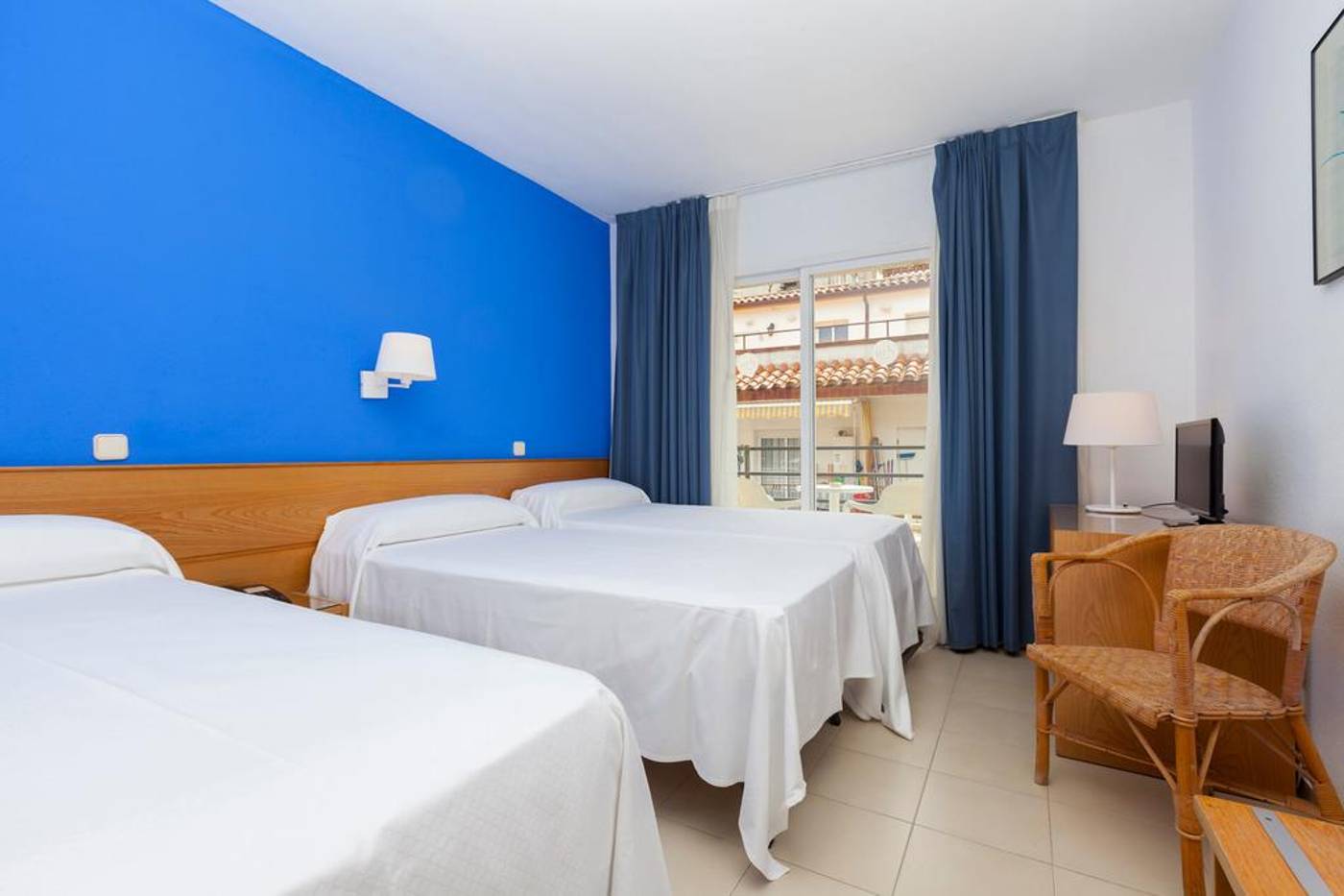 URH-Tossa-de-Mar-Room-25