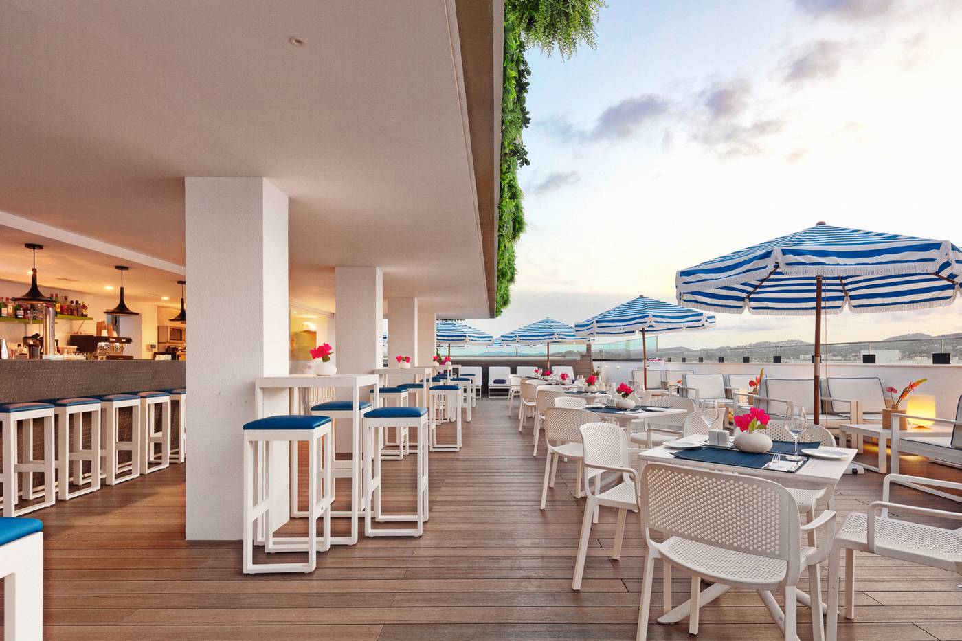 El-Puerto-Ibiza-Hotel---Spa-Terrace-80