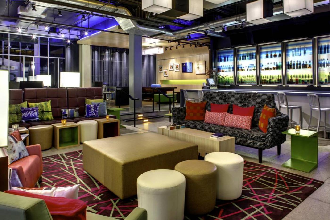 Aloft-Dublin-City-Lobby-15