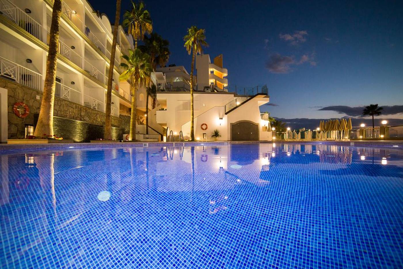 Apartamentos-Cala-d-Or-Pool-2