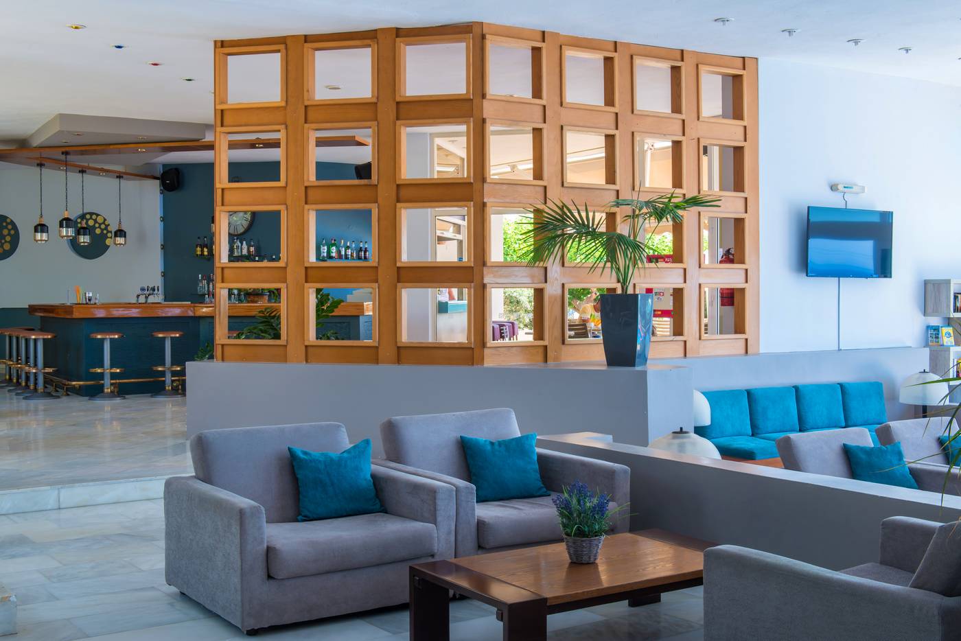 Scaleta-Beach---Adults-Only--16---Bar-25