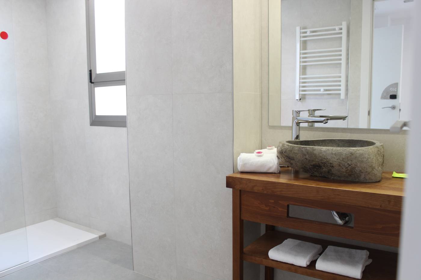 Flamingo-Beach-Resort---Adults-Recommended-Room-37